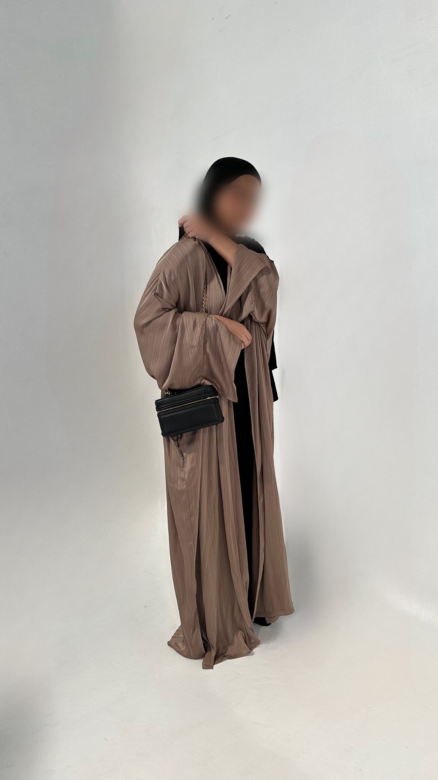 Kimono satiné rayé taupe